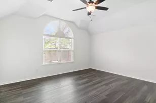 20910 Deauville Dr, Spring, TX 77388 - Photo 19