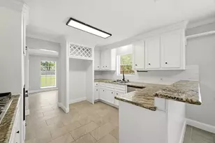 1310 Burning Tree Rd, Houston, TX 77339 - Photo 27