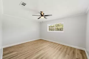 1310 Burning Tree Rd, Houston, TX 77339 - Photo 15