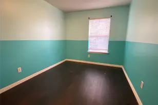 8122 Golf Green Cir, Houston, TX 77036 - Photo 9