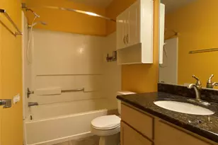 8122 Golf Green Cir, Houston, TX 77036 - Photo 13