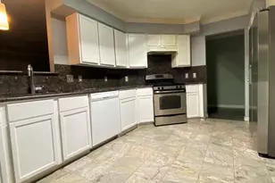 8122 Golf Green Cir, Houston, TX 77036 - Photo 5