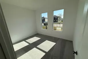 9307 Long Fin Dr, Baytown, TX 77521 - Photo 11