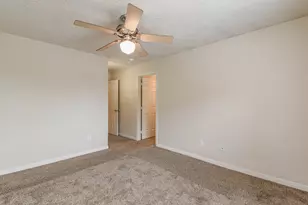 213 Foster St, Tomball, TX 77375 - Photo 21