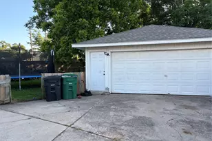 3908 Balcones Dr, Houston, TX 77034 - Photo 5