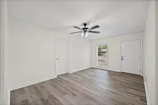 6410 Hartwick Rd, Houston, TX 77016 - Photo 3