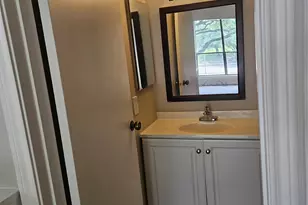 8299 Cambridge St, Houston, TX 77054 - Photo 7