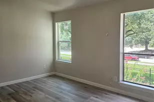 8299 Cambridge St, Houston, TX 77054 - Photo 19