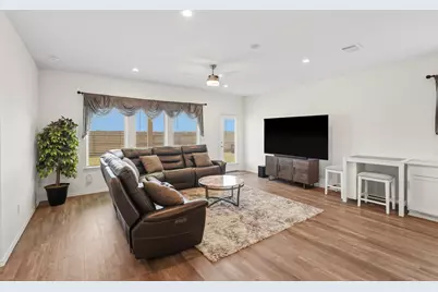 17946 Sommerset Falls Ln, Crosby, TX 77532 - Photo 11