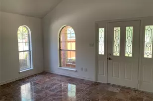 4722 Woodside St, Houston, TX 77023 - Photo 3