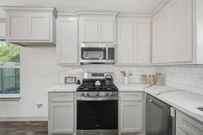 52 Leeder Court, Lake Jackson, TX 77566 - Photo 25