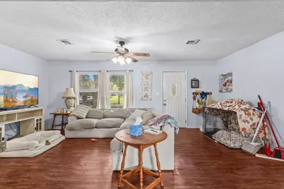385 W Smith Street, Sour Lake, TX 77659 - Photo 3