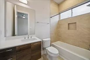 2715 St Emanuel St, Houston, TX 77004 - Photo 15