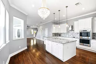 427 Sikes St, Houston, TX 77018 - Photo 9