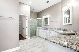 427 Sikes St, Houston, TX 77018 - Photo 17