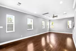 427 Sikes St, Houston, TX 77018 - Photo 11