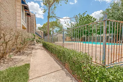 8201 Richmond Avenue #21, Houston, TX 77063 - Photo 33