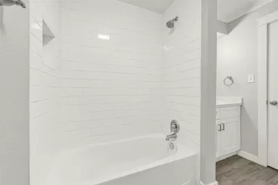 107 E Willowick Avenue #4, Friendswood, TX 77546 - Photo 7