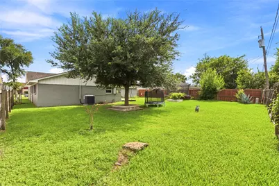 412 Inwood Drive, Baytown, TX 77521 - Photo 45