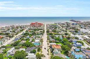 1518 21st St, Galveston, TX 77550 - Photo 37