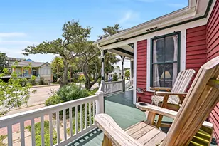1518 21st St, Galveston, TX 77550 - Photo 3