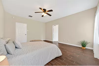 10427 Lyndon Meadows Drive, Houston, TX 77095 - Photo 15