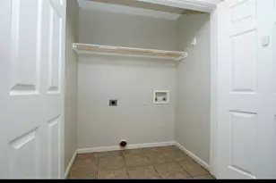 10819 Royal Tricia Dr, Conroe, TX 77303 - Photo 5