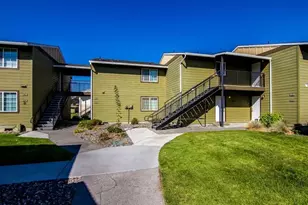 405 SW 11th St, Other, OR 97838 - Photo 3