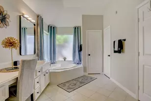 1515 Thunder Lake Ln, Sugar Land, TX 77498 - Photo 17