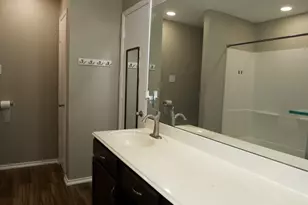 2710 Sockeye Dr, Houston, TX 77045 - Photo 9