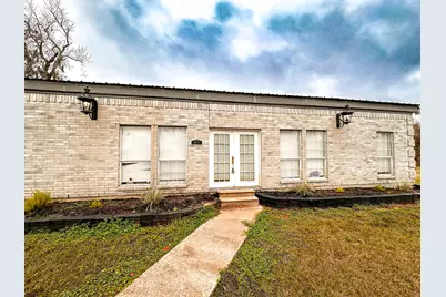 638 Kelly Lane, Angleton, TX 77515 - Photo 3