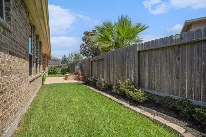 2228 Flower Croft Lane, League City, TX 77573 - Photo 35