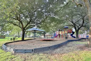 7110 Yardley Dr, Katy, TX 77494 - Photo 37