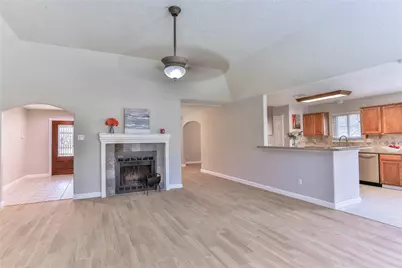 7110 Yardley Drive, Katy, TX 77494 - Photo 13