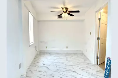 421 Sidney Street #1, Houston, TX 77003 - Photo 3