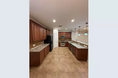 2614 Enclave At Shady Acres Court, Houston, TX 77008 - Photo 3