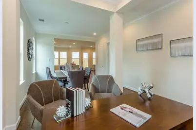 5010 Ella Boulevard, Houston, TX 77018 - Photo 3