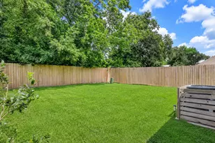 8647 Suburban Oaks Rd, Houston, TX 77093 - Photo 21