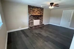 10425 Chambers St, Houston, TX 77034 - Photo 3