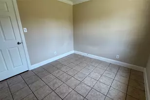 10425 Chambers St, Houston, TX 77034 - Photo 9