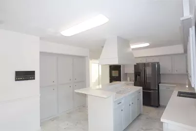 2210 Shadowbriar Drive, Houston, TX 77077 - Photo 15