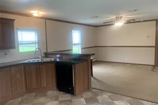 710 Parkmoor Blvd, Edna, TX 77957 - Photo 13
