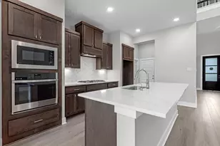 7082 N Lake Clopton Dr, Montgomery, TX 77316 - Photo 3