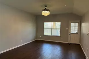 15327 Summerlyn Point Ln, Houston, TX 77053 - Photo 9