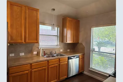 15327 Summerlyn Point Lane, Houston, TX 77053 - Photo 17