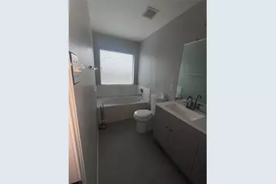 15327 Summerlyn Point Lane, Houston, TX 77053 - Photo 27
