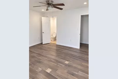 3118 Memel Street #B, Houston, TX 77026 - Photo 7