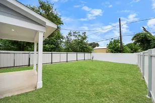 5947 Southseas St, Houston, TX 77033 - Photo 37