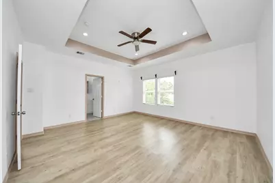 5947 Southseas Street, Houston, TX 77033 - Photo 27