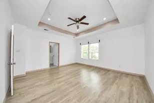 5947 Southseas St, Houston, TX 77033 - Photo 27